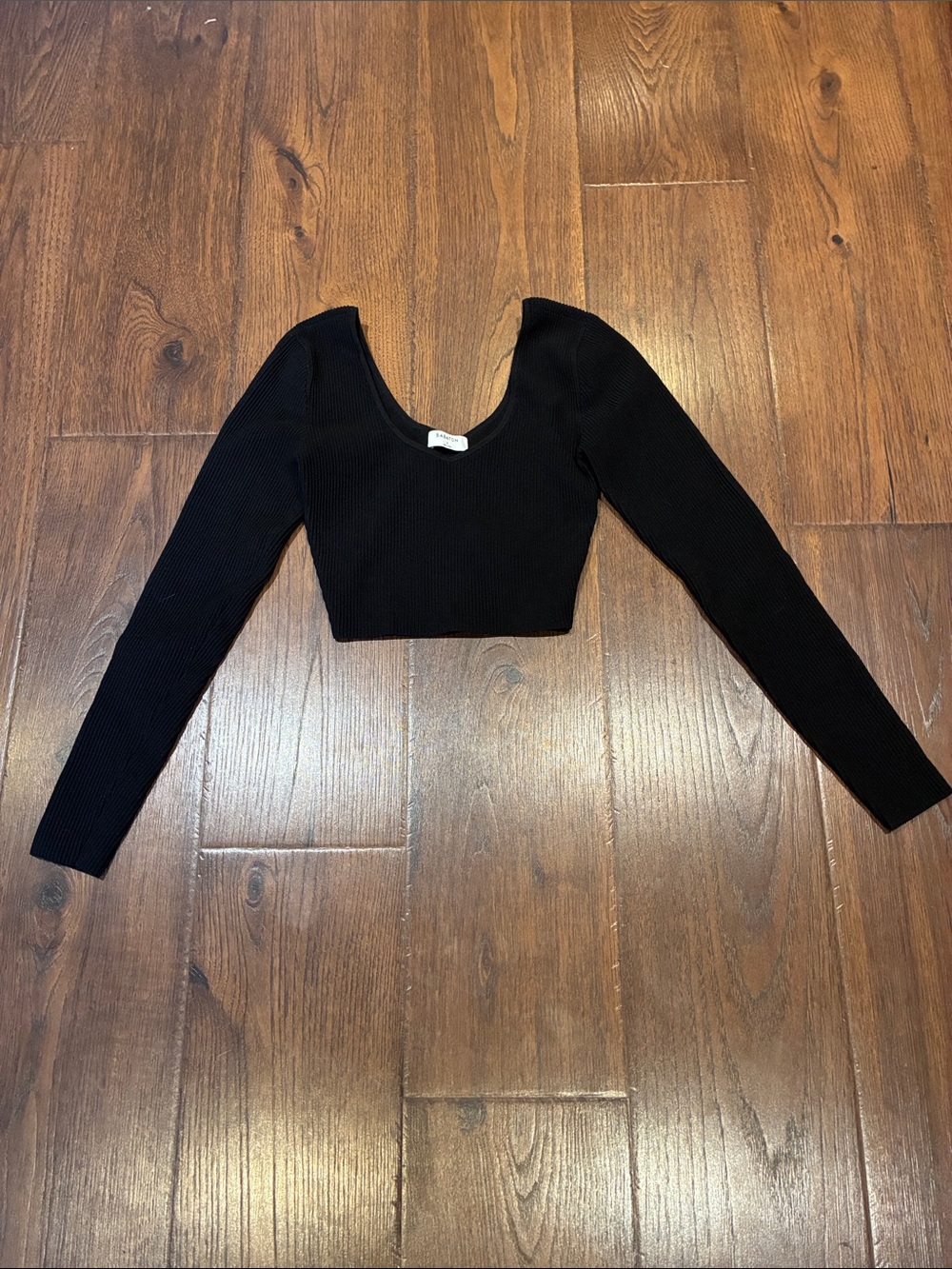 Babaton Black Ribbed Long-Sleeve Scoop Crop Top